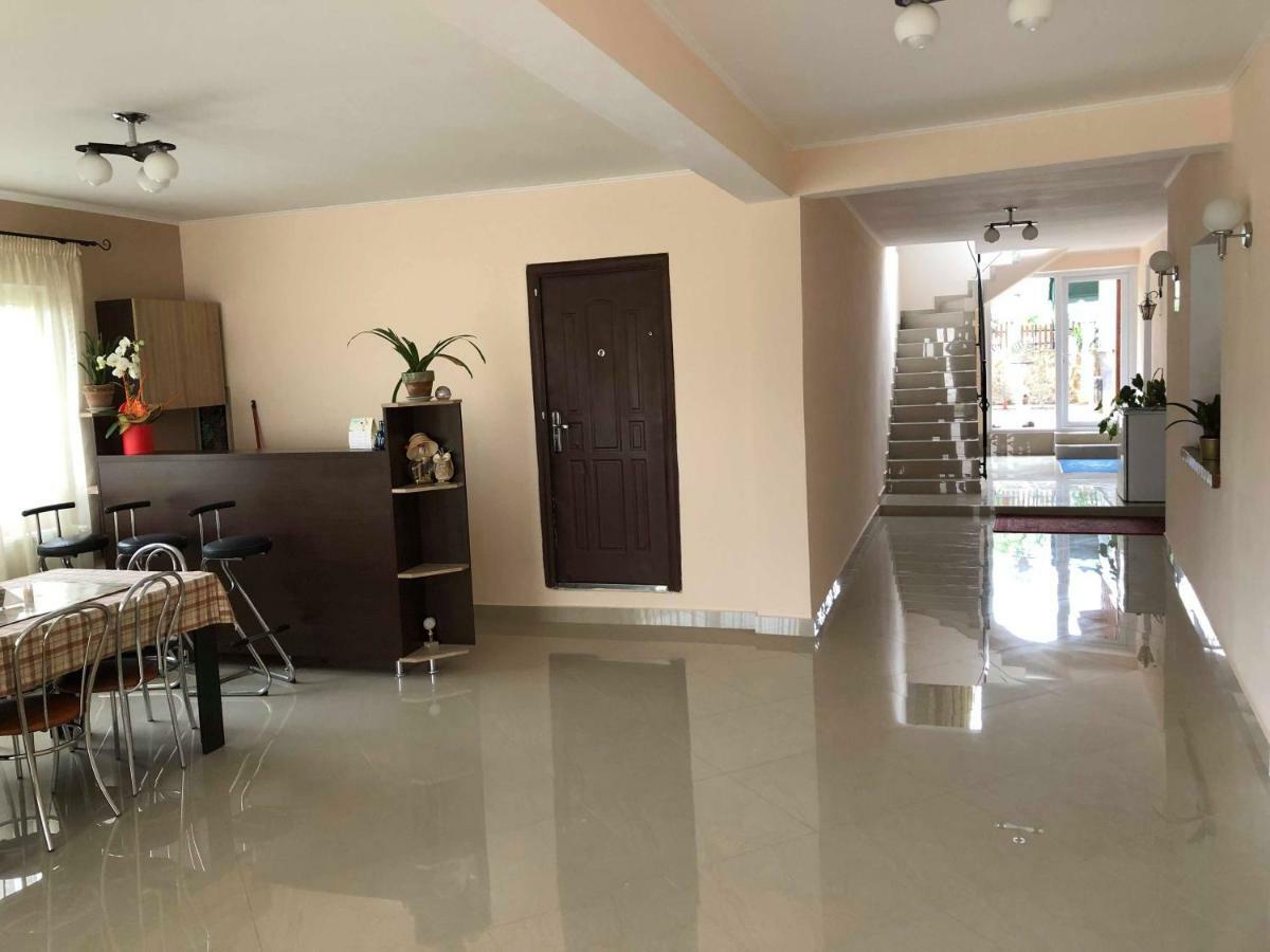 Casa Banc Hotel Baile 1 Mai Luaran gambar